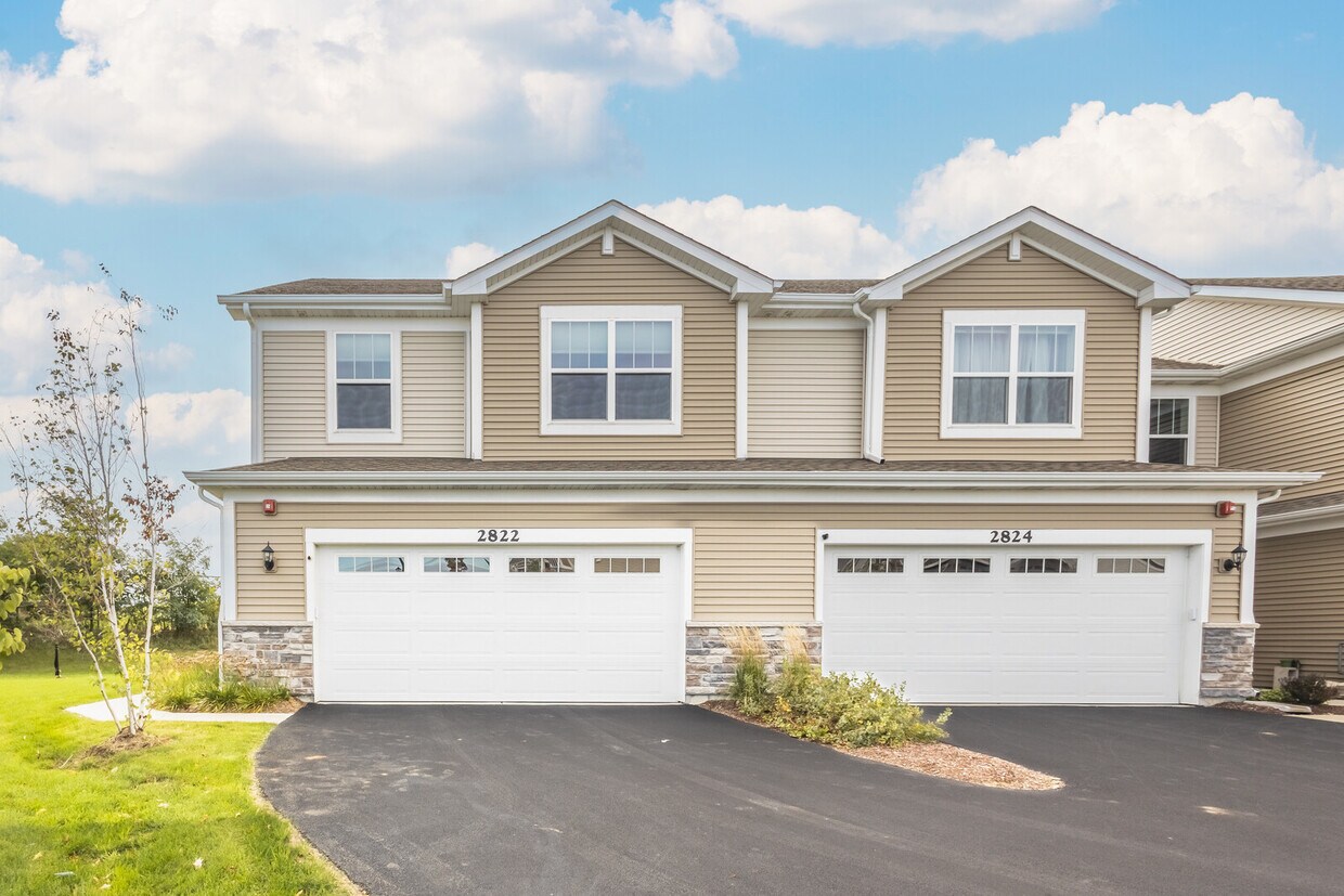 2822 Kessler Dr, Mundelein, IL 60060 Townhome Rentals in Mundelein IL