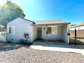 Building Photo - 1329 N Sultana Ave