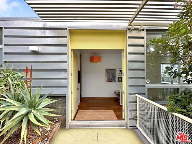 Building Photo - 20471 Medley Ln