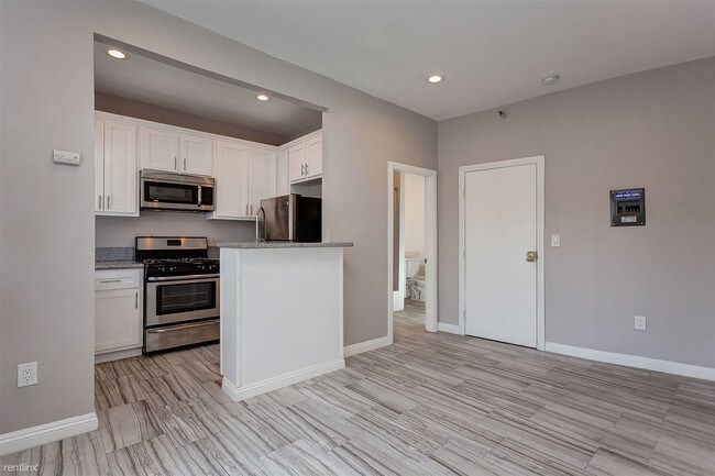 Foto del edificio - 772 S Boyle Ave