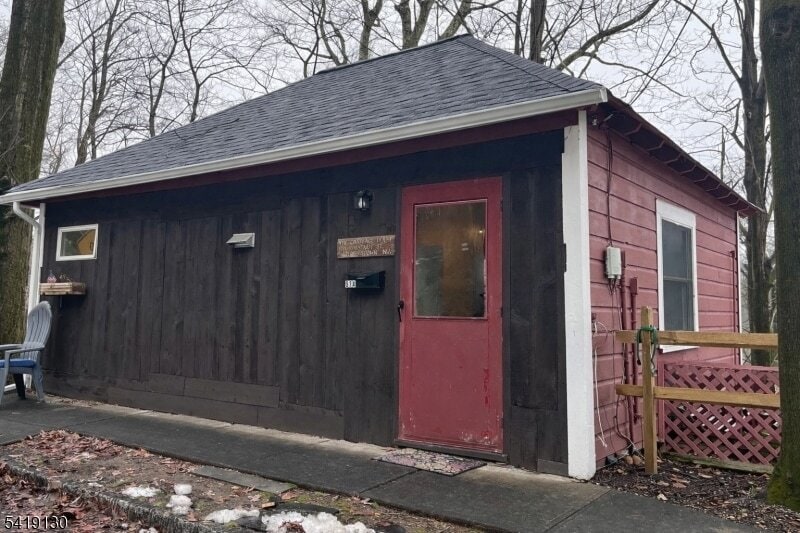 Building Photo - 91 Chestnut St