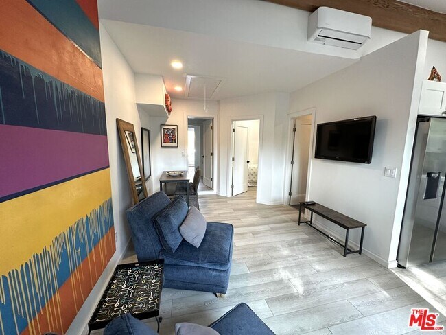 Foto del edificio - 22535 Sylvan St