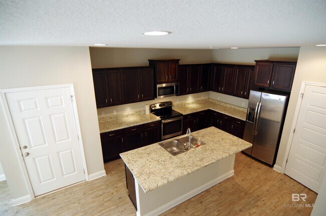 Building Photo - 6857 Spaniel Dr