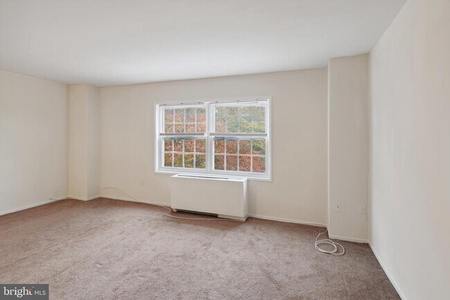 Building Photo - 4407 Romlon St