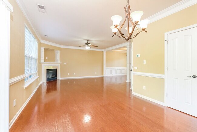 Foto del edificio - 4988 Old Towne Village Cir