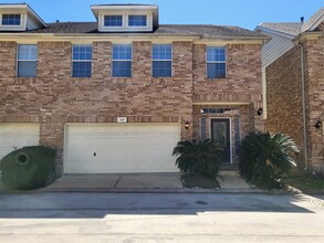 Building Photo - 7415 Hollister Ridge