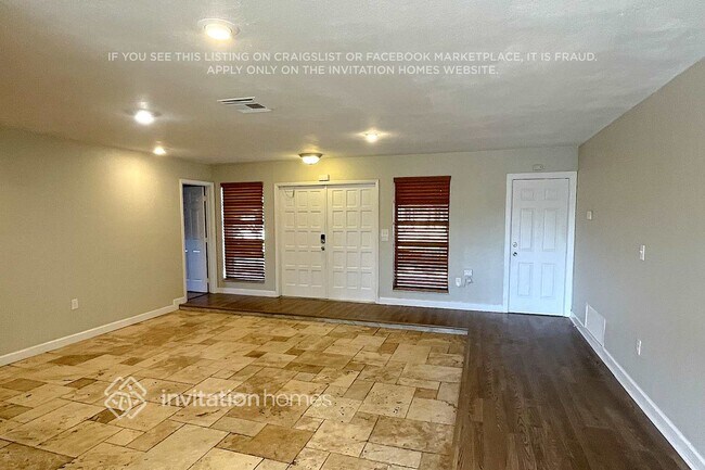 Building Photo - 8390 NW 21st Ct