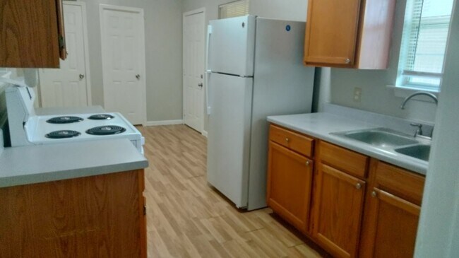 Foto del edificio - 50 Sunset Ridge Dr