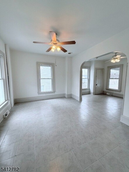 Foto del edificio - 10 Vannatta St