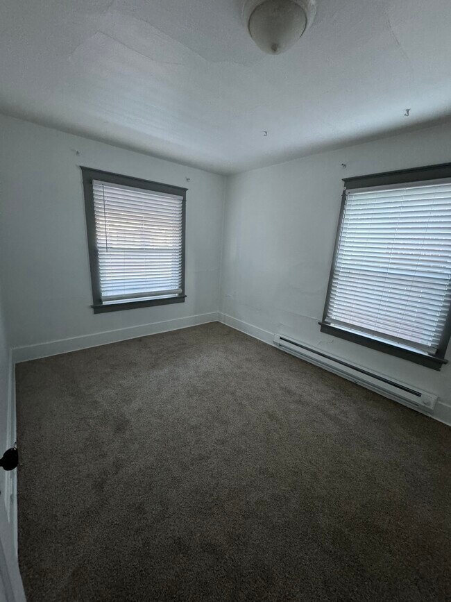 931 Prospect St, Klamath Falls, OR 97601 House Rental in Klamath