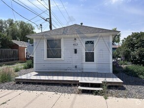 Building Photo - 412 E Flint St