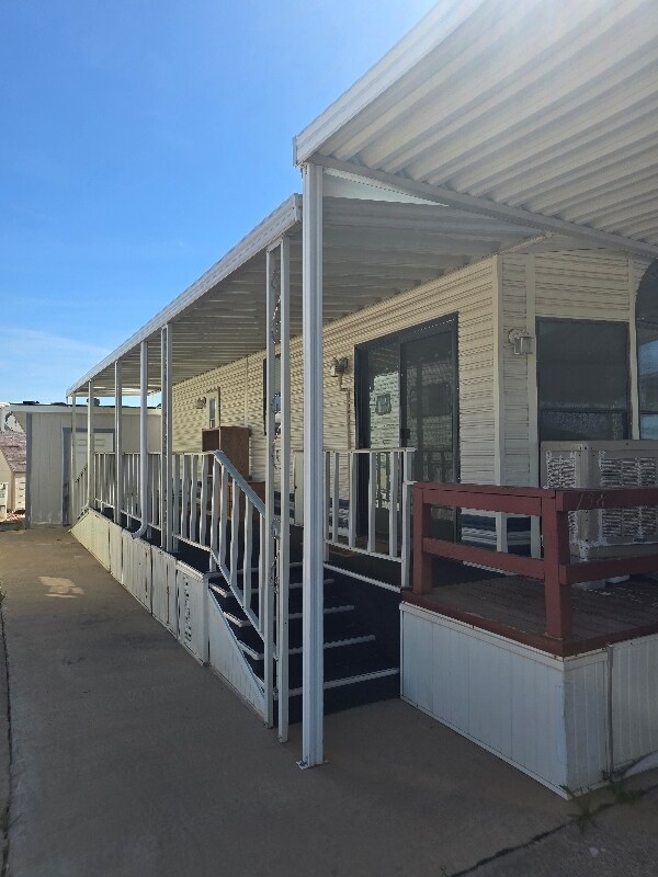 Foto del edificio - 1225 N Dixie Downs Rd