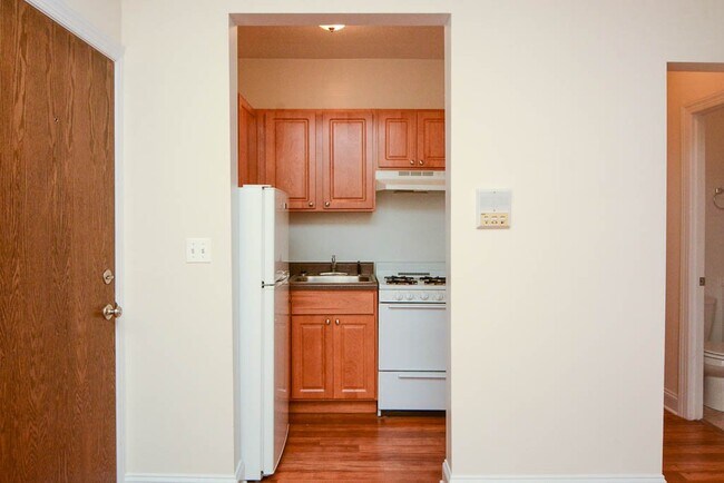 Foto del edificio - 1742 N Humboldt Blvd