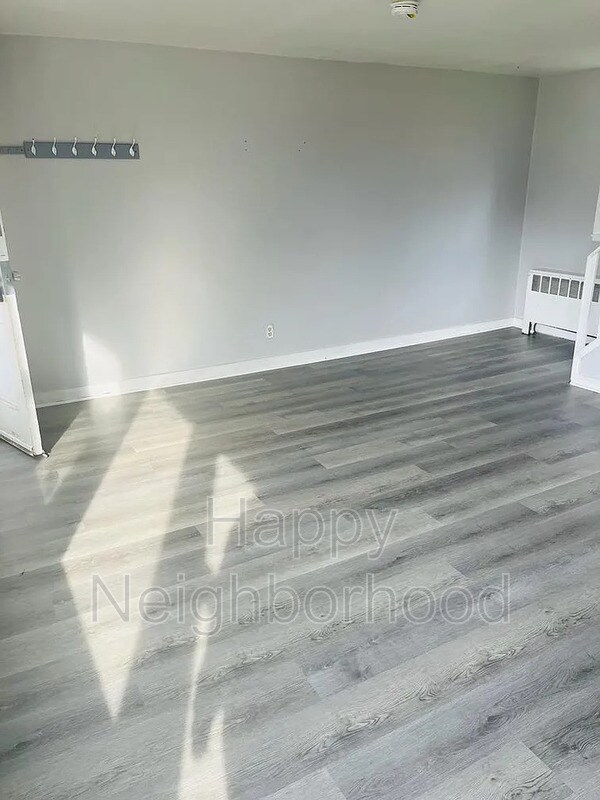 Foto del edificio - 153 N Ridgeland Rd