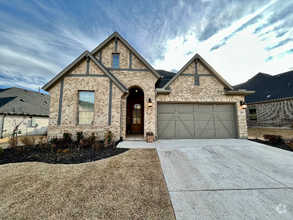 2816 Silver Leaf Dr