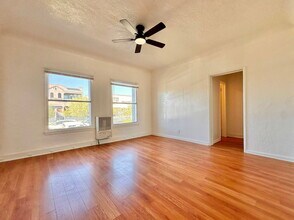 Building Photo - 1172 N New Hampshire Ave