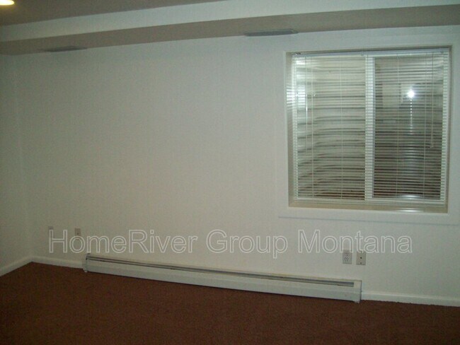 Foto del edificio - 735 Hastings Ave Lowr