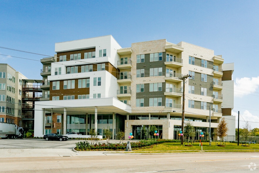 Bayou City Apartments