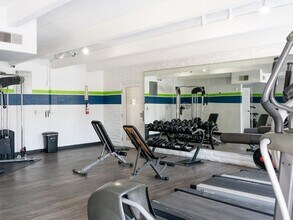 Building Photo - Raven