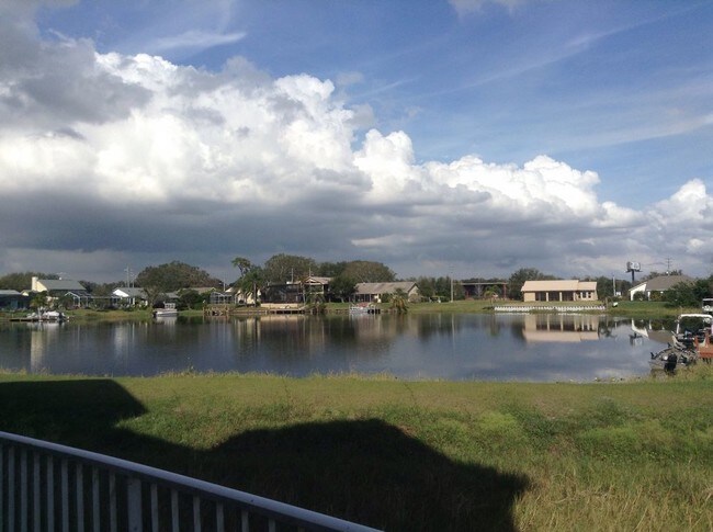 Foto del edificio - 2631 Emerald Lake Ct