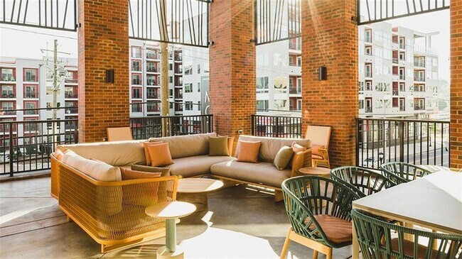 Foto del edificio - 780 Memorial Dr SE