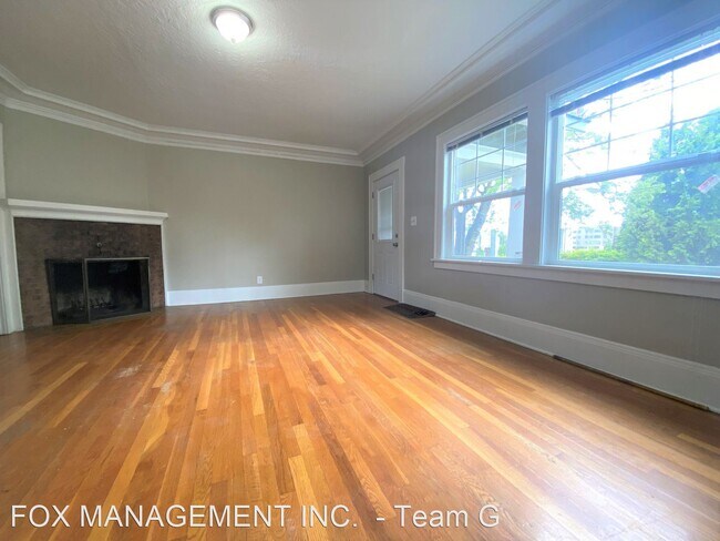 Building Photo - 3222-3224 NE Clackamas St