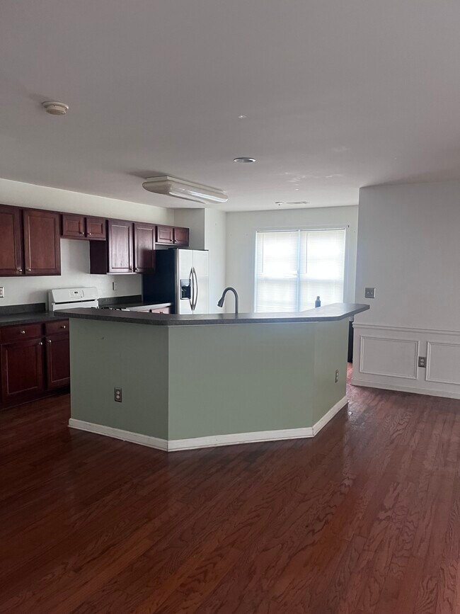 Foto del edificio - 3295 Saville St SW