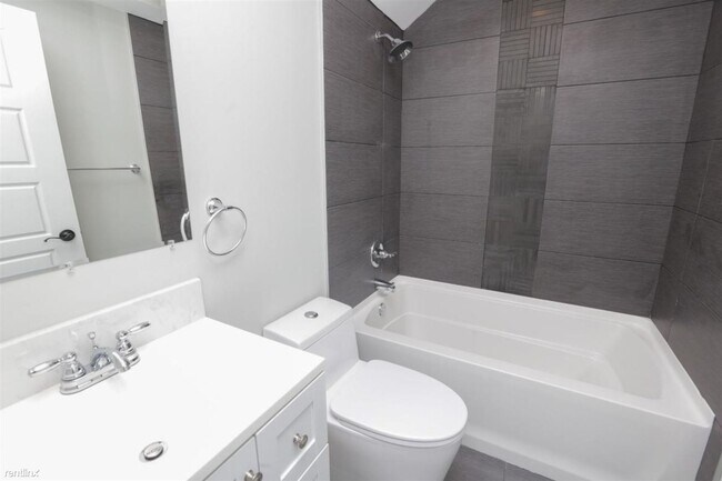 Foto del edificio - 1 br, 1 bath 4plex - 1731 RIDGE AVE Unit CU1
