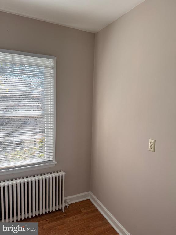 Foto del edificio - 232 W Main St