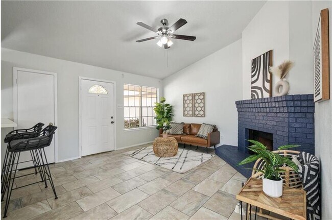 Foto del edificio - 517 Greenlawn Blvd