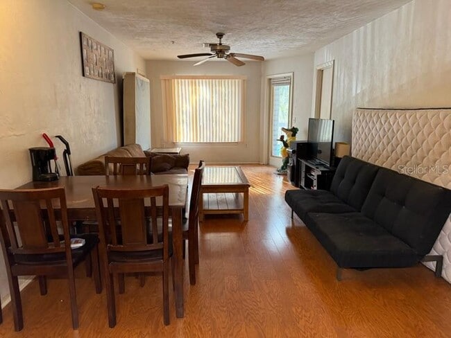 Foto del edificio - 4000 SW 23rd St