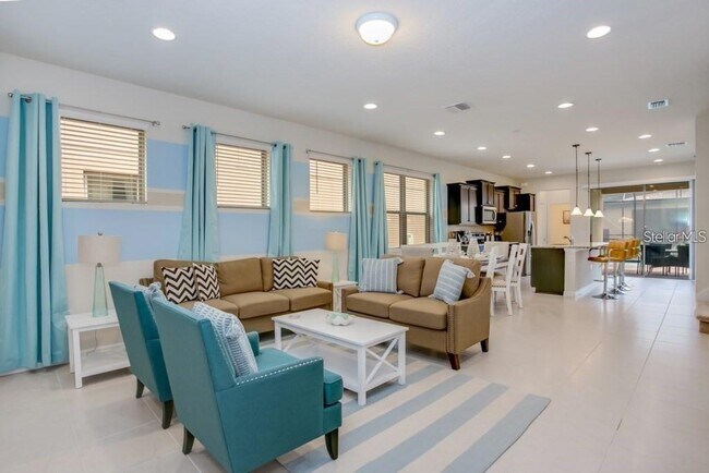 Building Photo - 8816 Corcovado Dr