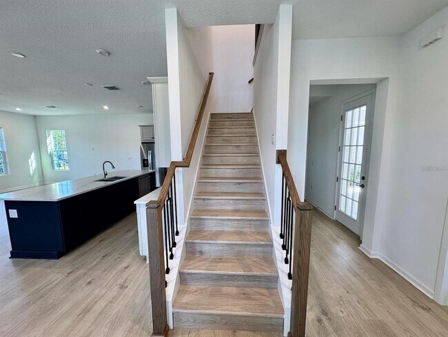 Foto del edificio - 2480 Celebration Blvd