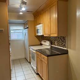 Photo - 172 Newton St Townhome