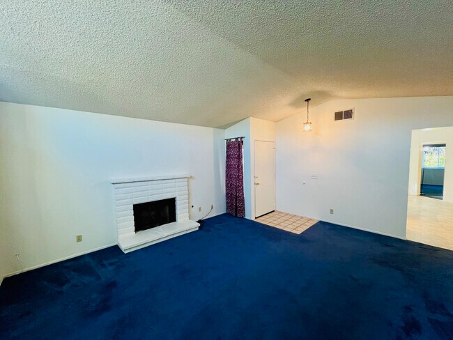 Building Photo - 3535 Casamia Ave