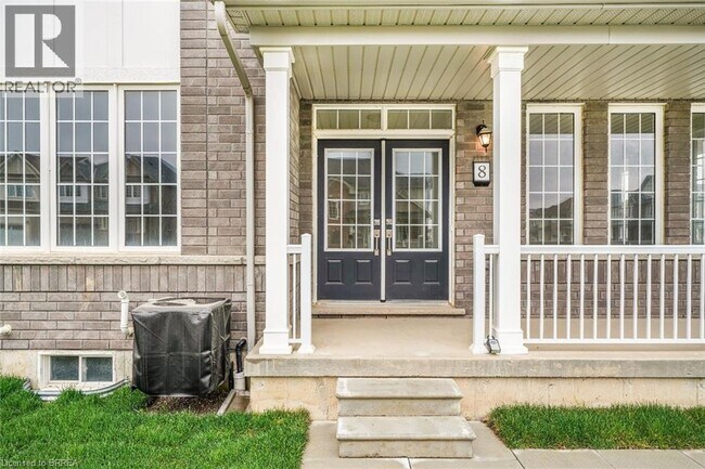 Photo du bâtiment - 8 Tate St