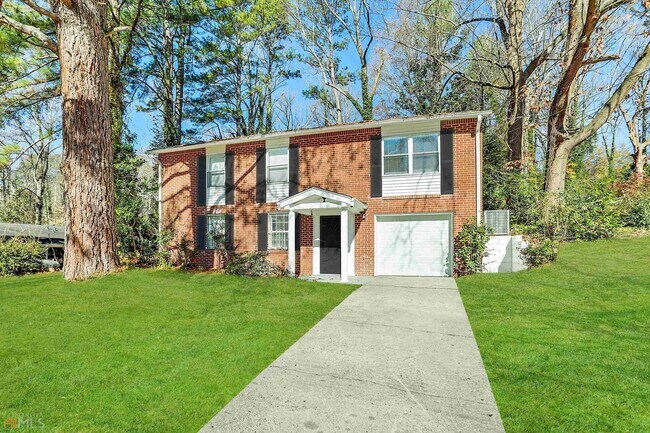 Building Photo - 2839 Allegro Dr NW