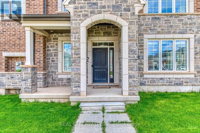 Photo du bâtiment - 1402 Lakeport Cres