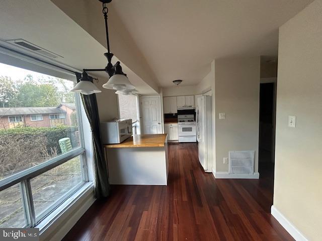 Foto del edificio - 10142 Fair Wds Dr