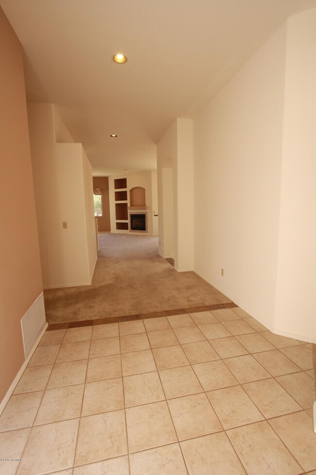 Building Photo - 5206 N Canyon Rise Pl