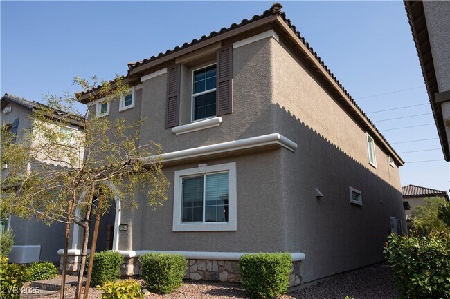 Foto del edificio - 10561 Sariah Skye Ave