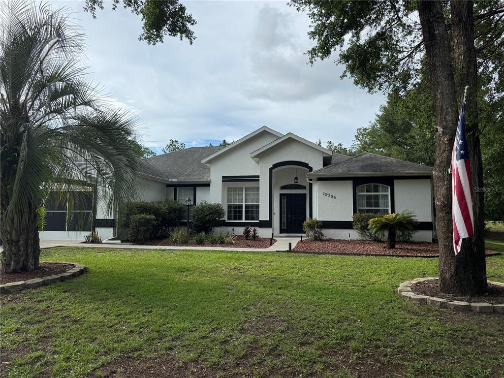Foto principal - 19395 SW 100th Loop