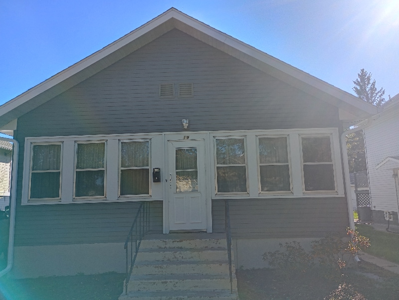 Foto principal - 19 5th Ave NW