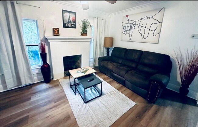 Foto del edificio - 7105 N 10th St
