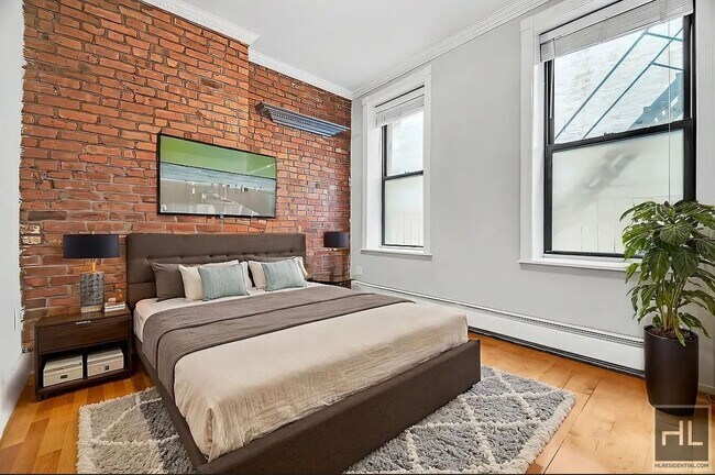 Building Photo - W 52ND ST.