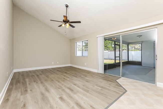 Building Photo - 1068 Windsong Cir