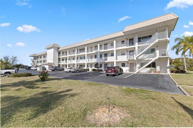 Foto del edificio - 3330 Gulf of Mexico Dr