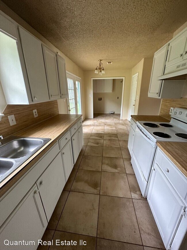 Foto del edificio - 2 br, 1 bath House - 1130 Flat Rock Circle
