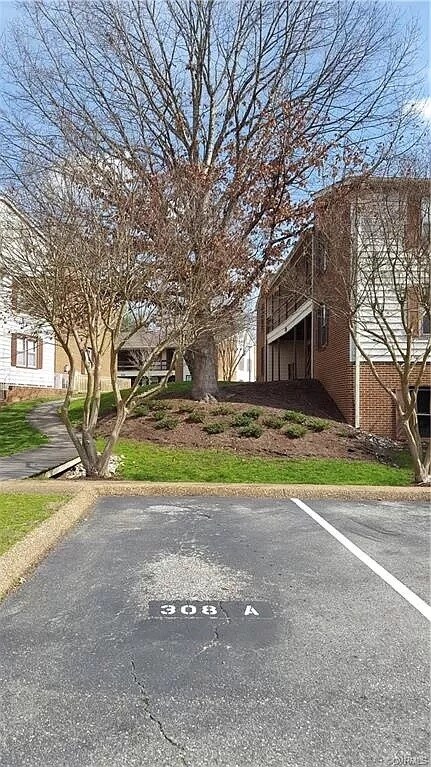 Building Photo - 308 Patriot Ln