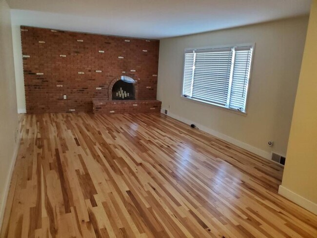Foto del edificio - 3 bedroom in Billings MT 59102